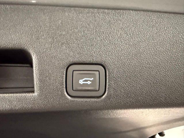 new 2026 Chevrolet Traverse car, priced at $59,609