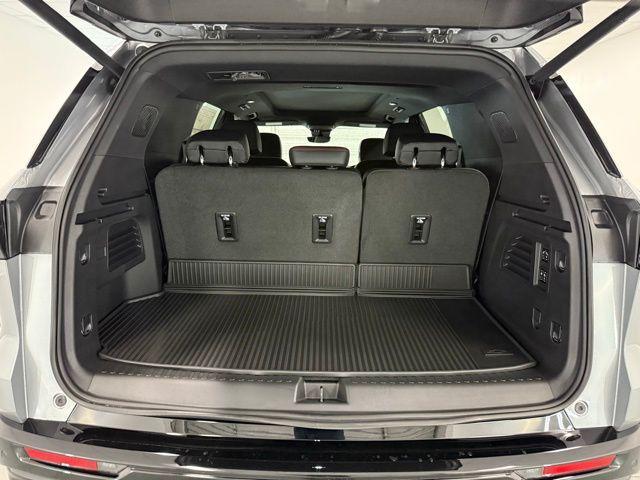 new 2026 Chevrolet Traverse car, priced at $59,609
