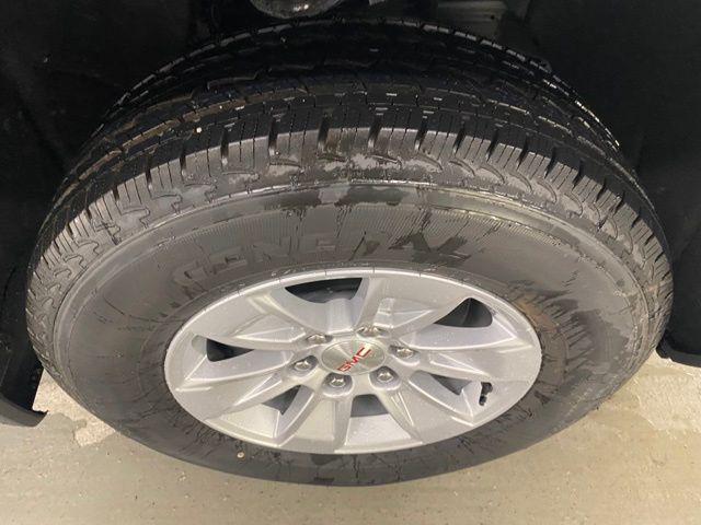 new 2025 GMC Sierra 1500 car, priced at $42,935