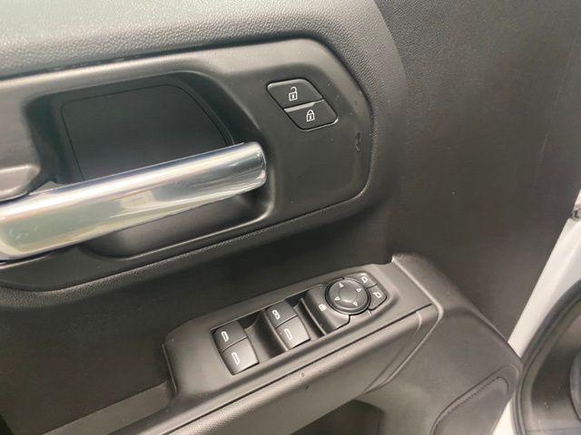 new 2025 GMC Sierra 1500 car, priced at $42,935