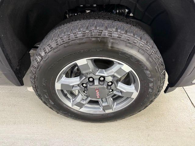 new 2025 GMC Sierra 2500 car, priced at $75,464