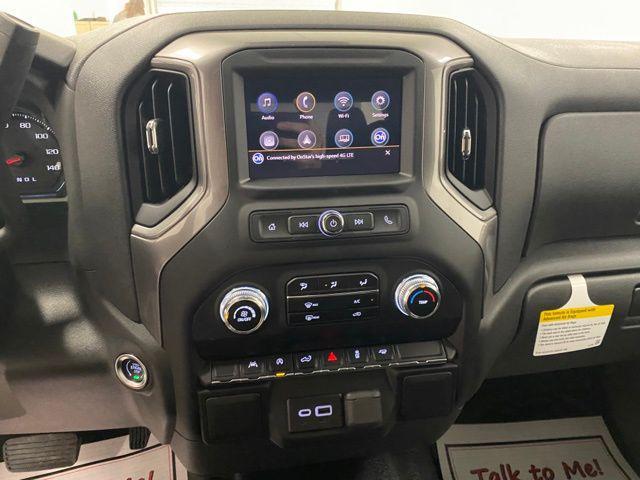 new 2025 GMC Sierra 1500 car, priced at $39,895