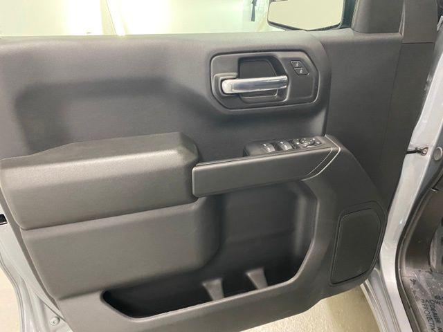 new 2025 GMC Sierra 1500 car, priced at $39,895