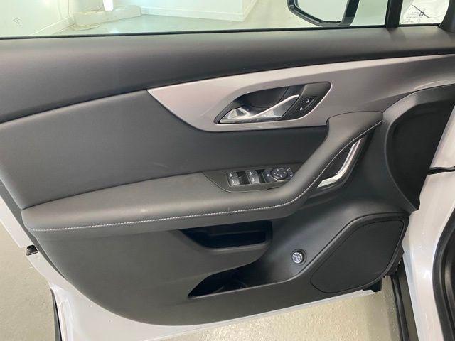 new 2025 Chevrolet Blazer car, priced at $36,773