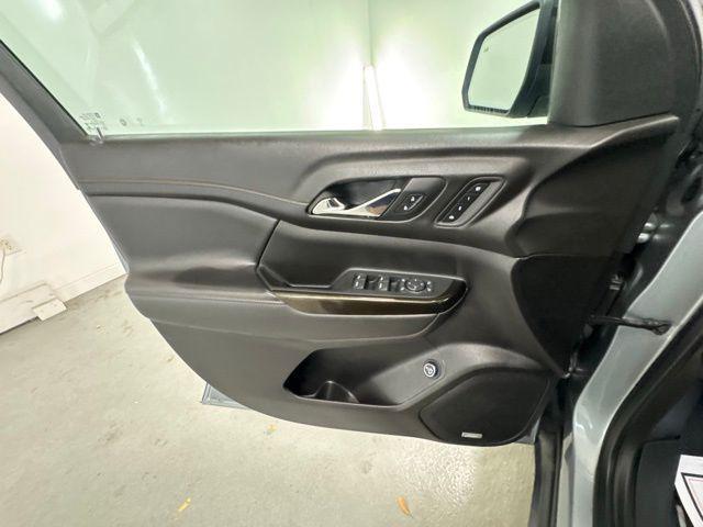 used 2023 GMC Acadia car, priced at $34,589