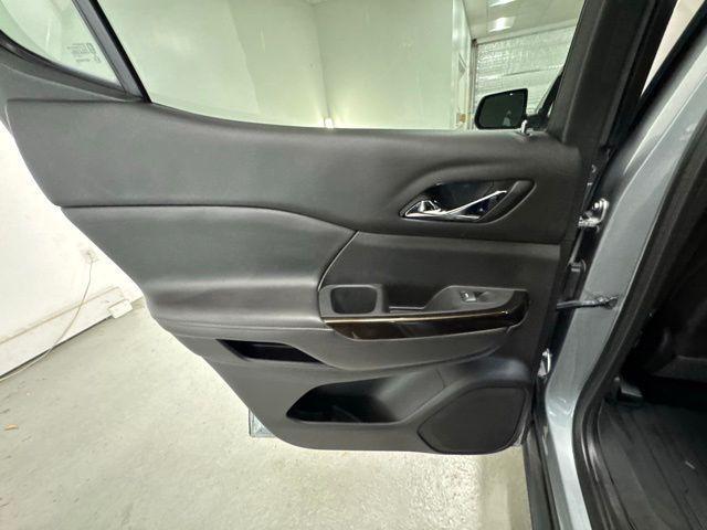 used 2023 GMC Acadia car, priced at $34,589