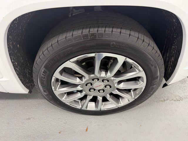 used 2023 GMC Acadia car, priced at $32,586