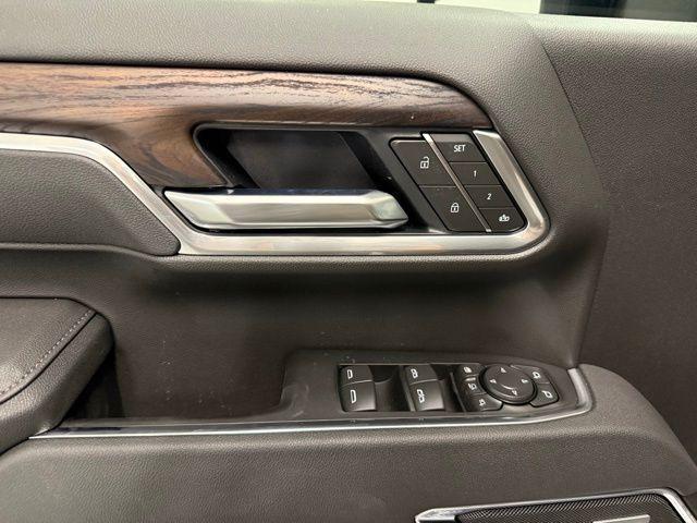 new 2025 GMC Sierra 2500 car, priced at $76,828