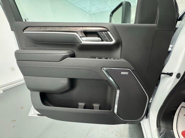 new 2026 Chevrolet Silverado 2500 car