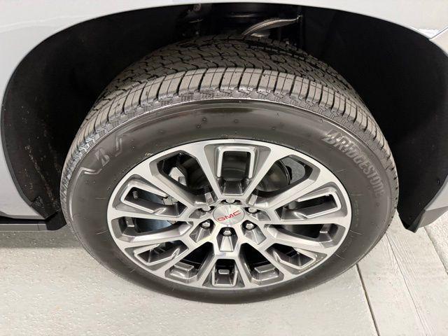 new 2026 GMC Yukon XL car, priced at $93,154