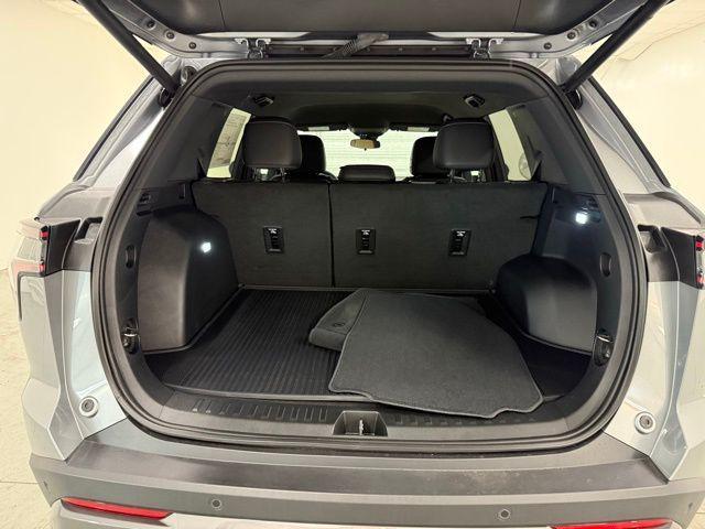 new 2026 Chevrolet Equinox car, priced at $37,680