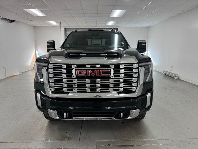 new 2025 GMC Sierra 2500 car, priced at $87,633