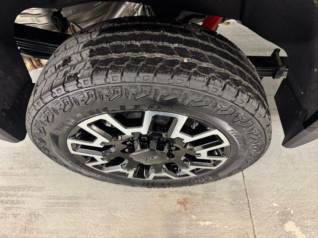 new 2025 GMC Sierra 2500 car, priced at $87,633