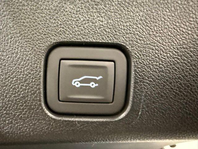 new 2026 Chevrolet Traverse car, priced at $57,179