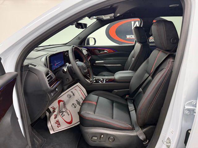 new 2026 Chevrolet Traverse car, priced at $57,179