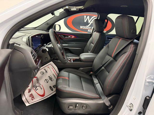 new 2026 Chevrolet Traverse car, priced at $57,179