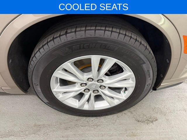 used 2023 Cadillac XT6 car, priced at $27,941