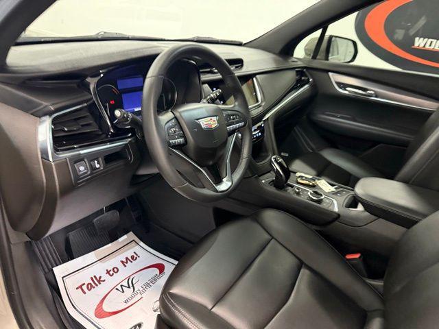used 2023 Cadillac XT6 car, priced at $27,941