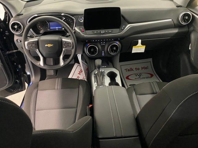 new 2025 Chevrolet Blazer car, priced at $34,868
