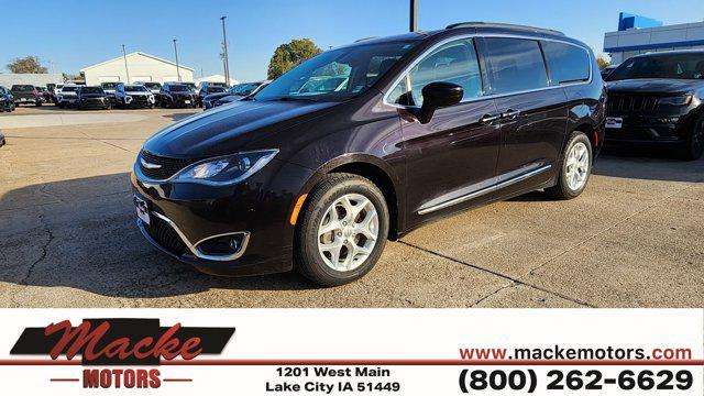 used 2017 Chrysler Pacifica car, priced at $6,500