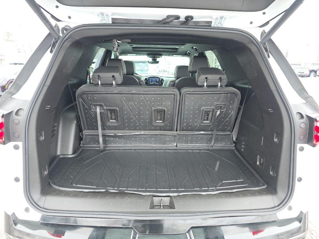 used 2023 Chevrolet Traverse car, priced at $29,955