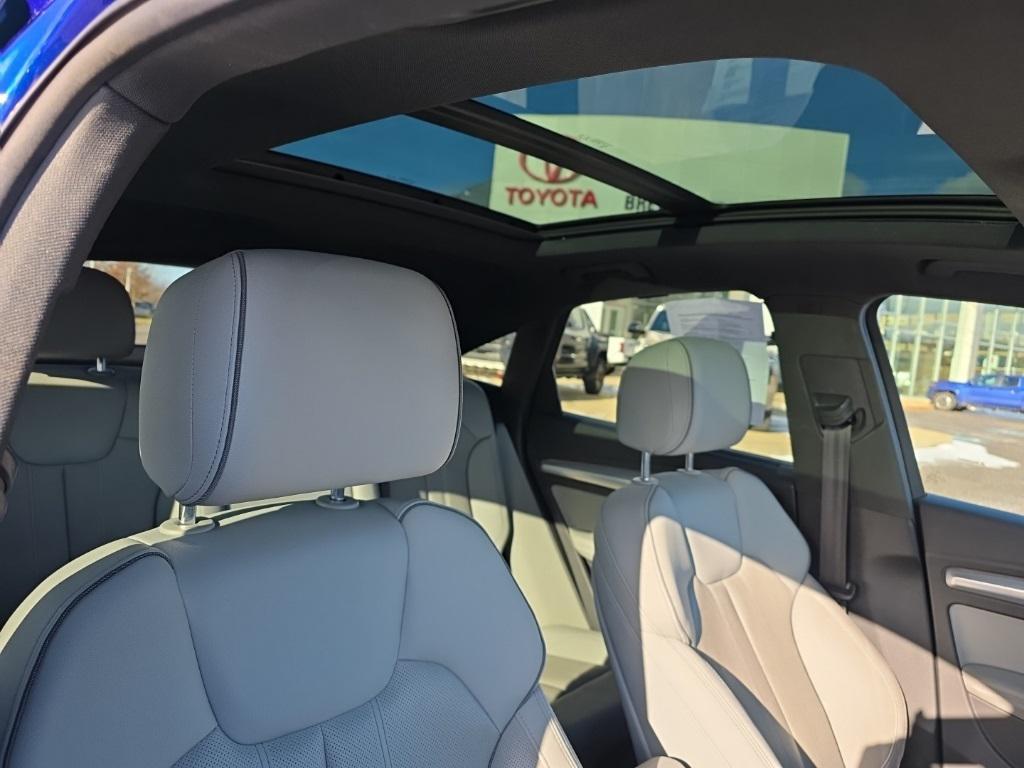 used 2022 Audi Q5 car, priced at $31,500