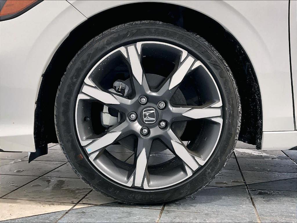 new 2026 Honda Civic Hybrid car, priced at $35,145