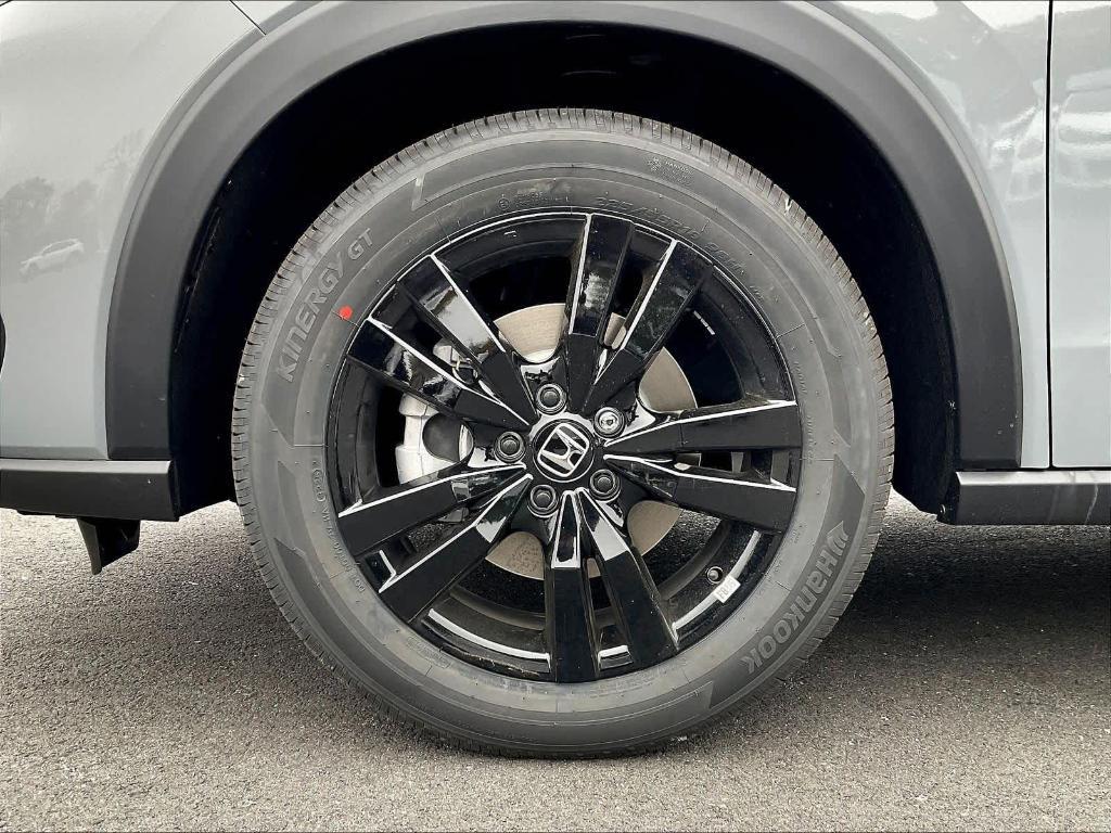 new 2026 Honda HR-V car, priced at $31,405