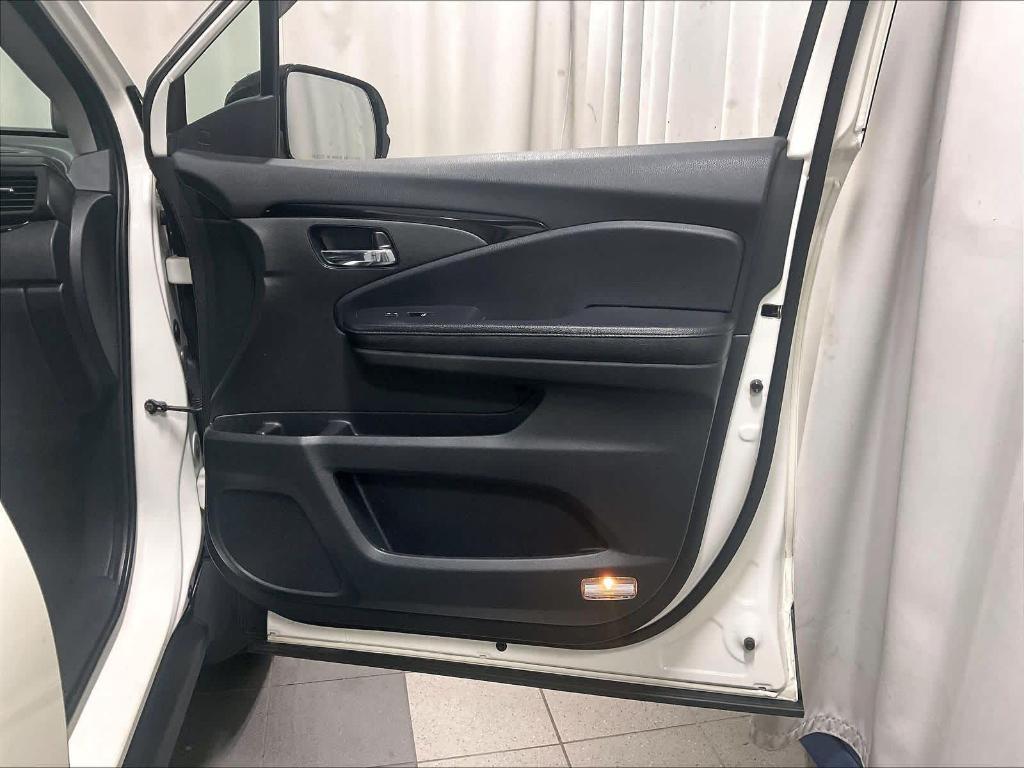 used 2019 Honda Pilot car, priced at $23,500