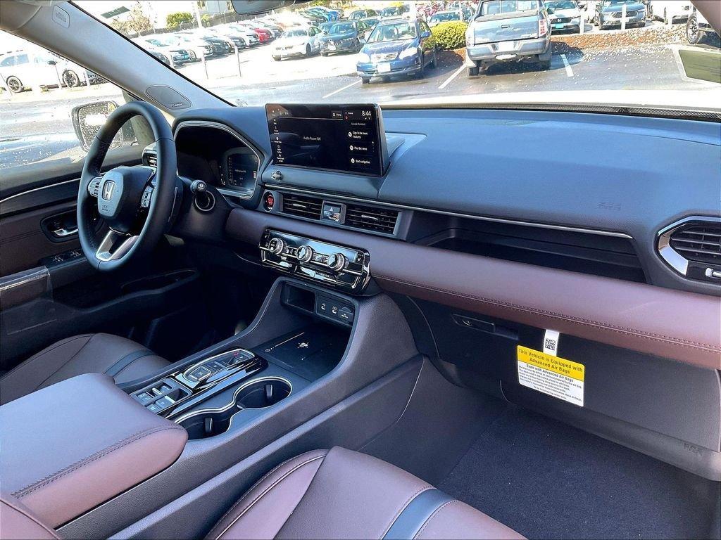 new 2026 Honda Pilot car, priced at $54,774