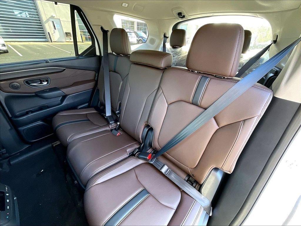 new 2026 Honda Pilot car, priced at $54,774