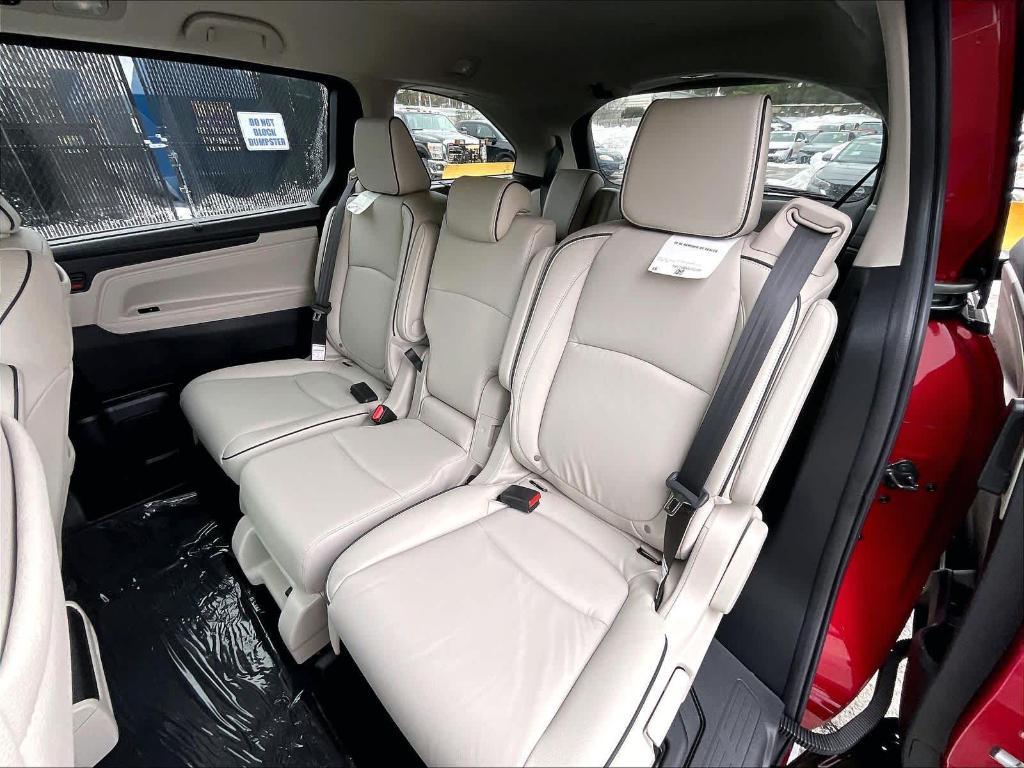 new 2026 Honda Odyssey car, priced at $49,445