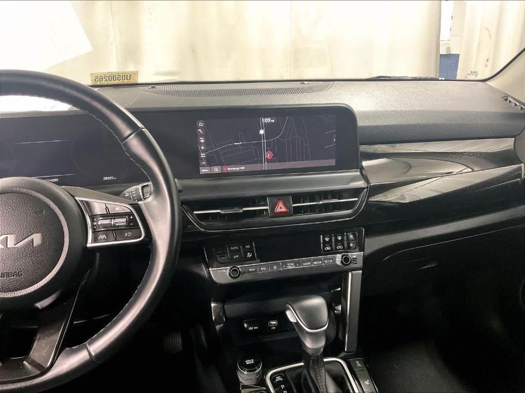 used 2024 Kia Seltos car, priced at $23,150