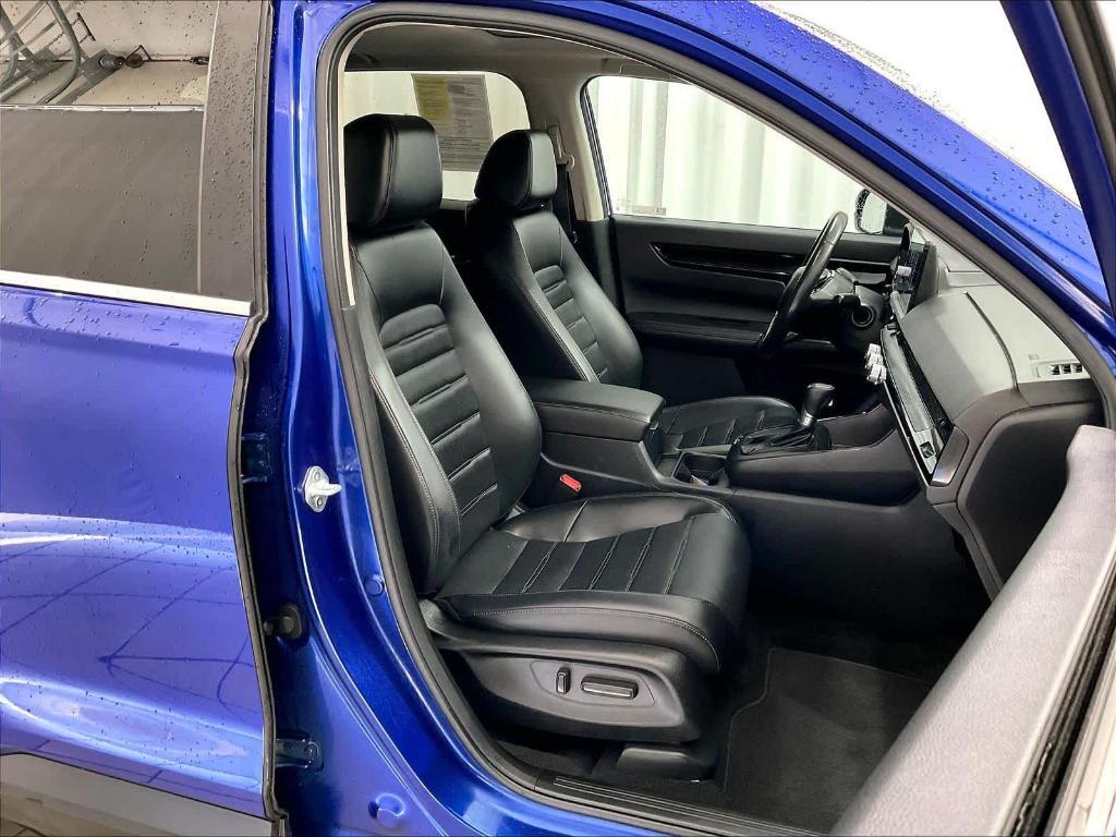 used 2023 Honda CR-V car, priced at $29,750