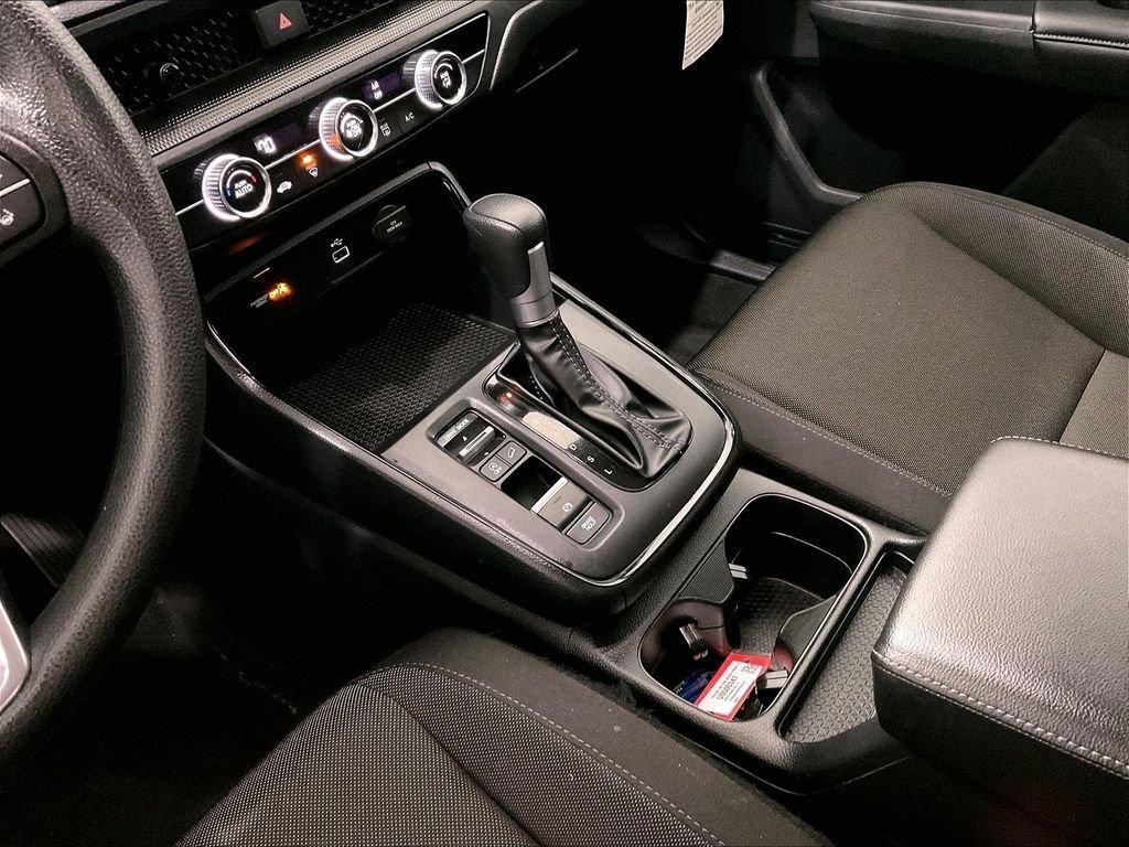used 2025 Honda CR-V car, priced at $30,179