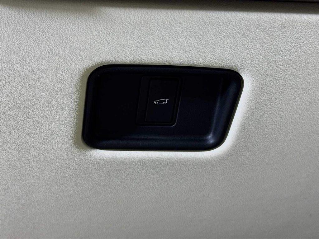 used 2025 Land Rover Range Rover car, priced at $99,978