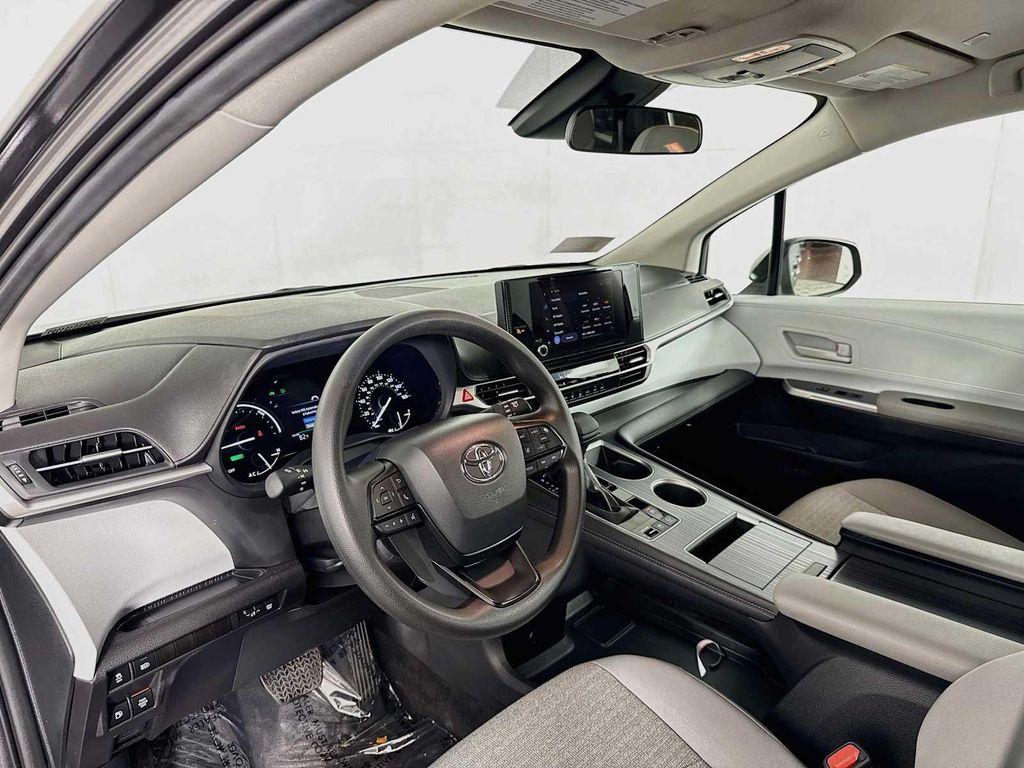 used 2025 Toyota Sienna car, priced at $45,497