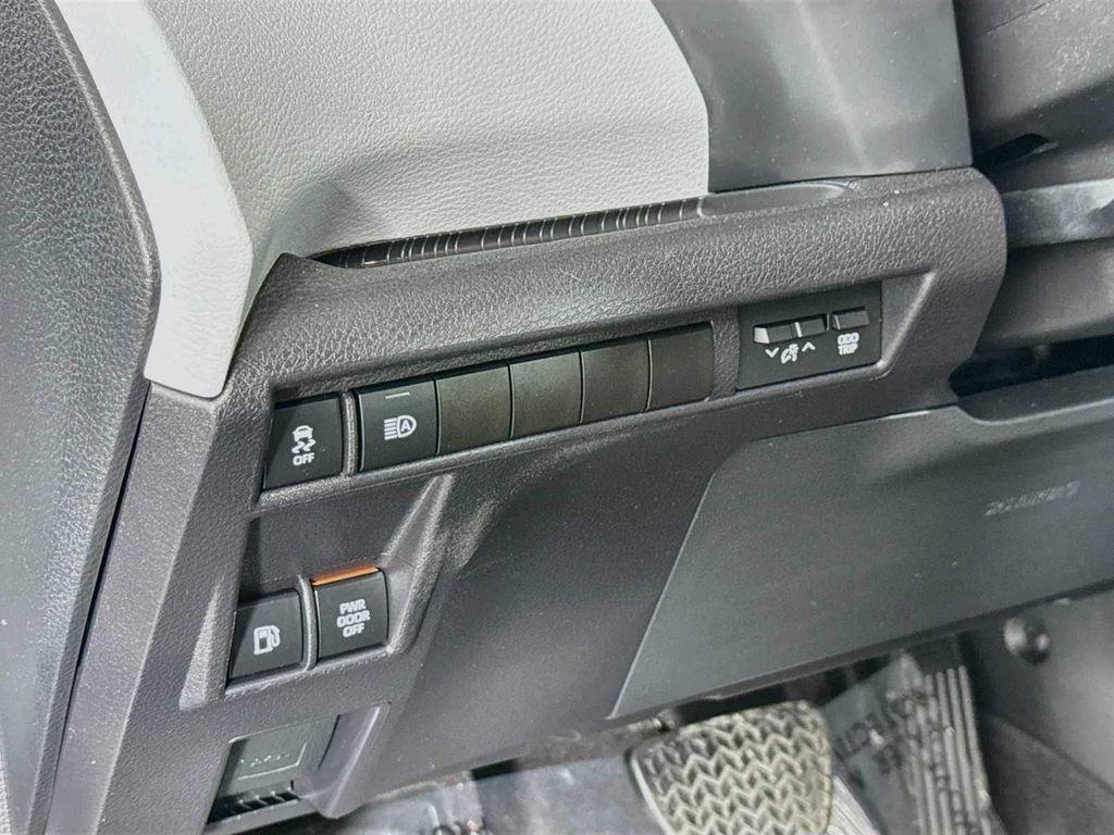 used 2025 Toyota Sienna car, priced at $45,497