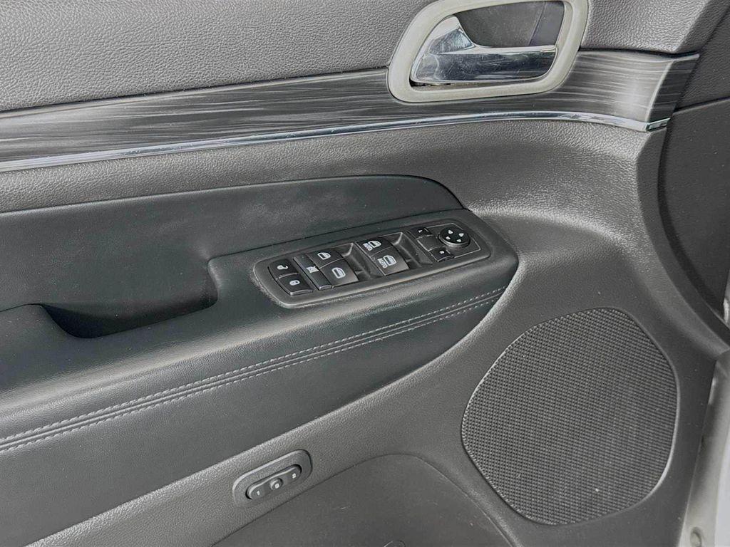 used 2020 Jeep Grand Cherokee car, priced at $20,498