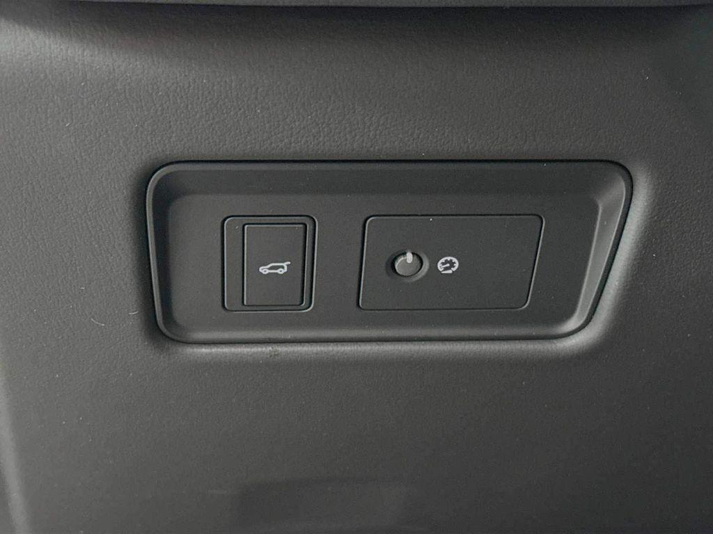 new 2026 Jaguar F-PACE car, priced at $67,038