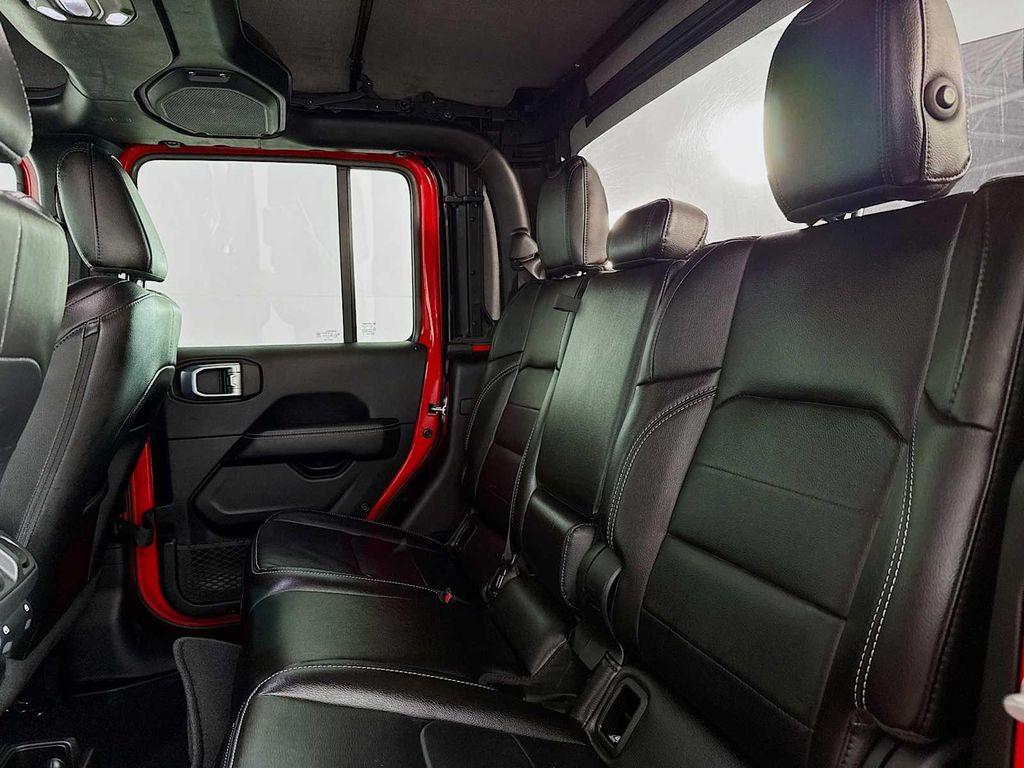 used 2021 Jeep Gladiator car, priced at $27,613
