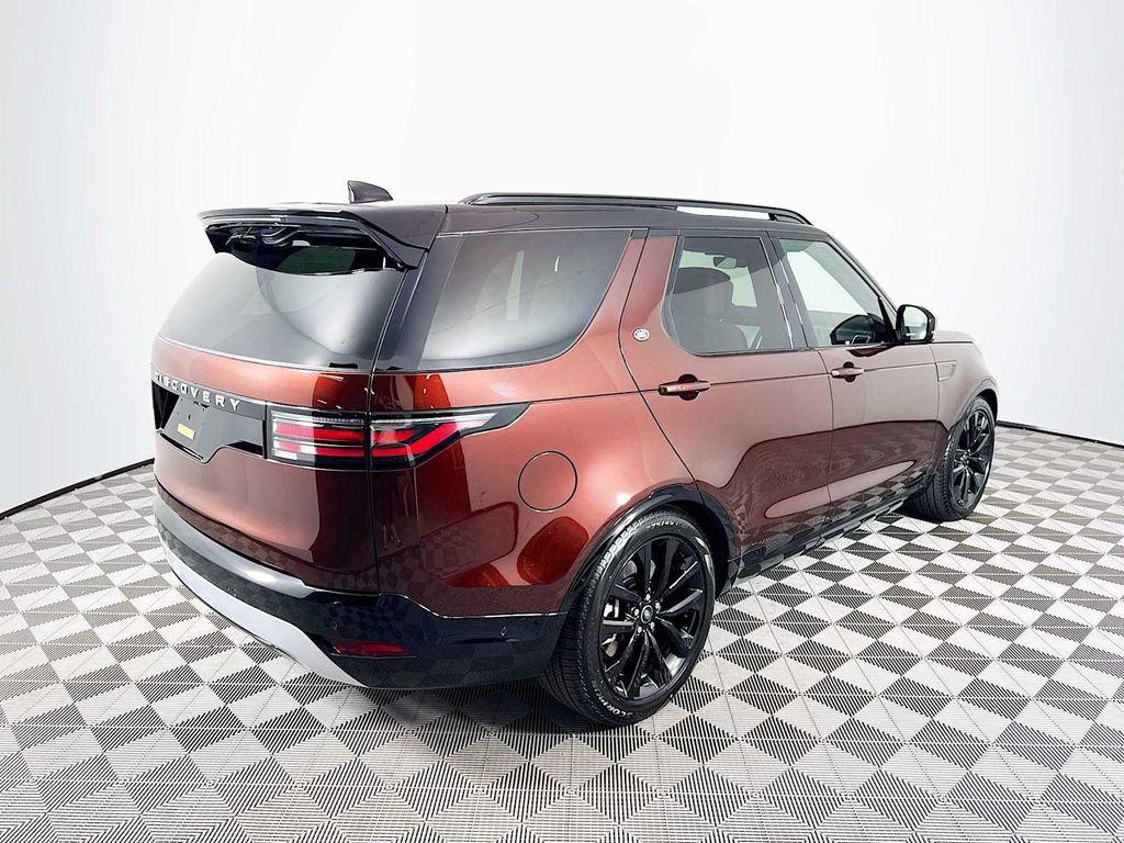 new 2026 Land Rover Discovery car