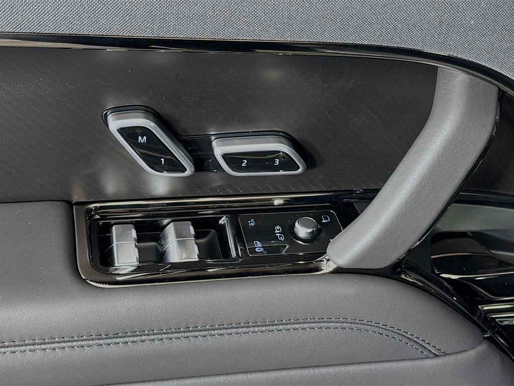 new 2025 Land Rover Range Rover Sport car, priced at $197,275
