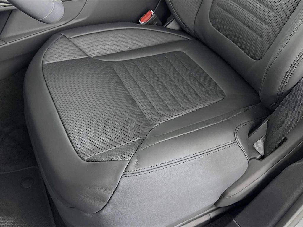 new 2025 Land Rover Range Rover Sport car, priced at $197,275