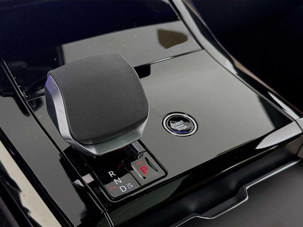 new 2026 Land Rover Range Rover Sport car, priced at $115,940