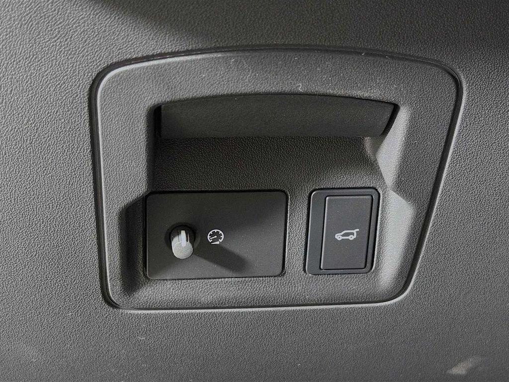 new 2026 Land Rover Range Rover Velar car, priced at $71,010