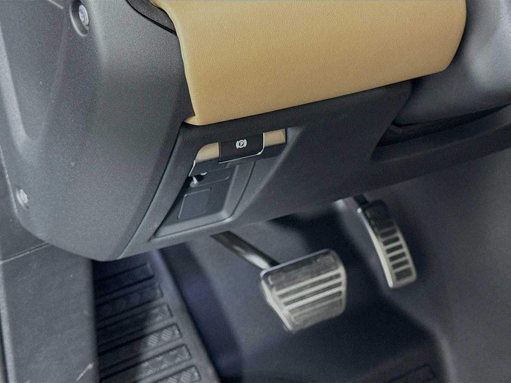 new 2026 Land Rover Defender car