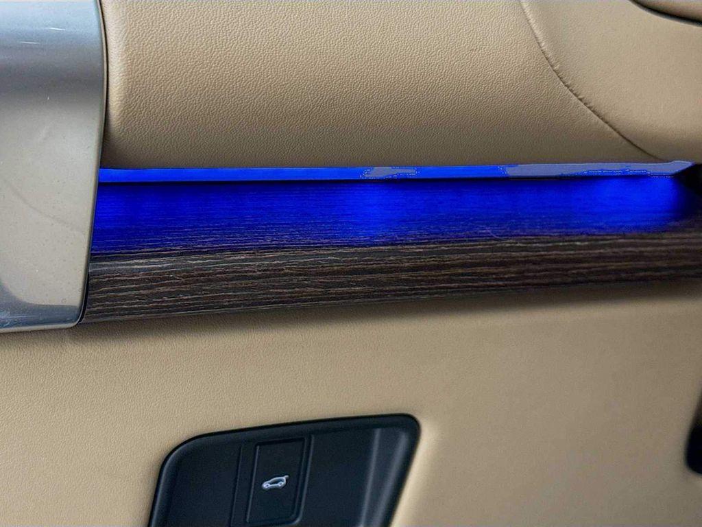 used 2025 Land Rover Range Rover car, priced at $129,998