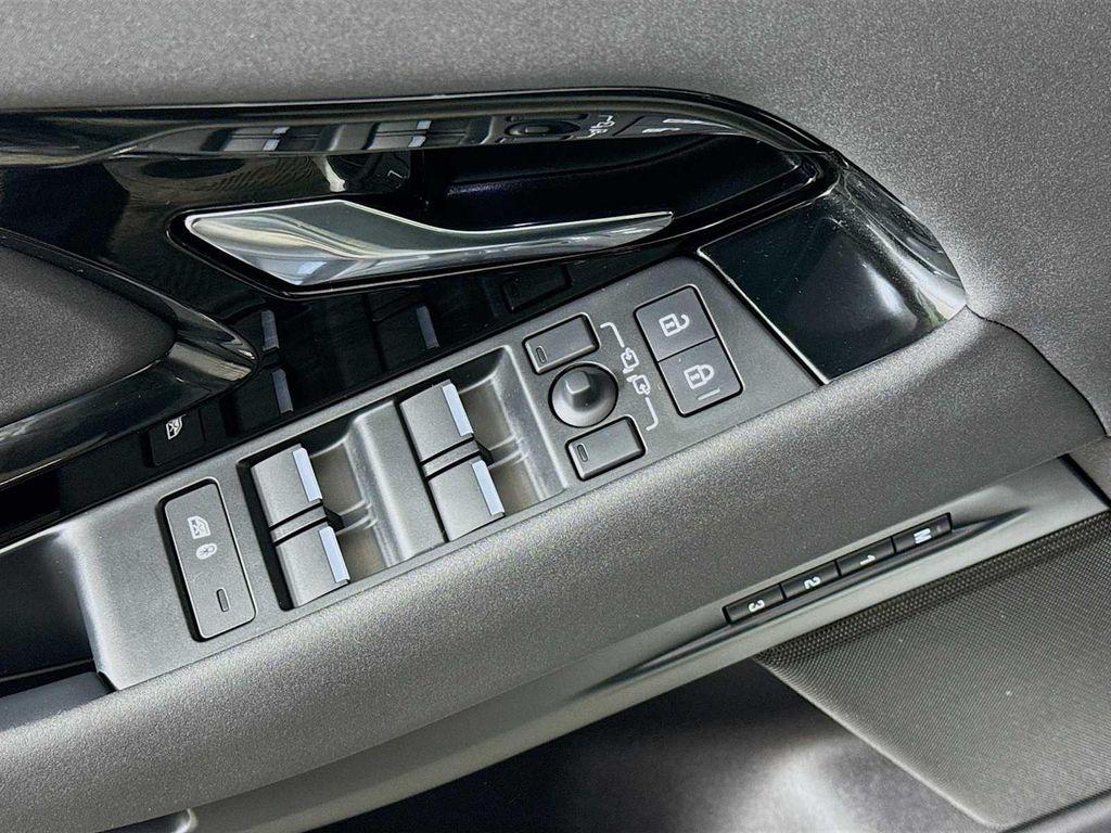 used 2025 Land Rover Range Rover Evoque car, priced at $41,998
