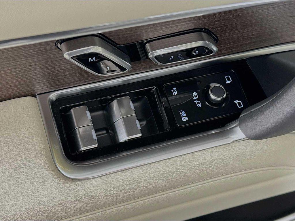 new 2025 Land Rover Range Rover car, priced at $153,100